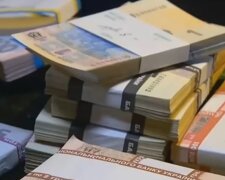 Сколько Украина потратит на выплату госдолга. Фото: скриншот Youtube-видео