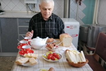 Пенсіонер. Фото: скріншот YouTube-відео