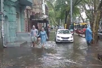 Дождь. Фото: скриншот YouTube-видео
