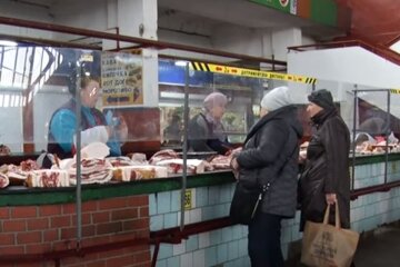 Продавці сала. Фото: скріншот YouTube-відео