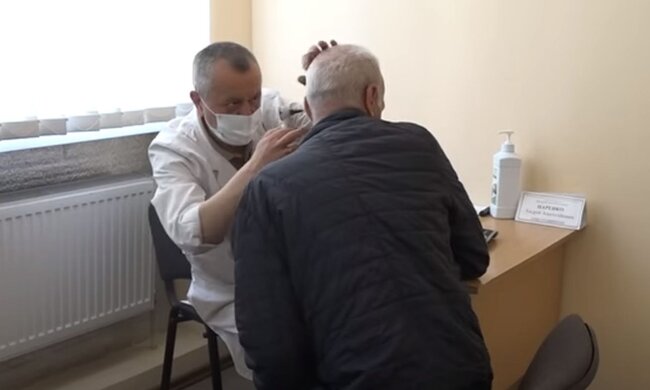 Медогляд. Фото: скріншот YouTube-відео