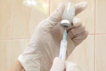 Вакцинація. Фото: скріншот Youtube-відео
