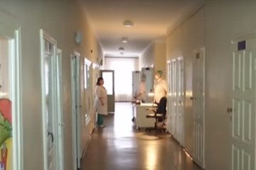 Новая жертва коронавируса. Фото: скриншот YouTube.