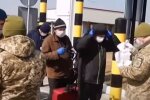 Прикордонна перевірка. Фото: скріншот відео YouTube