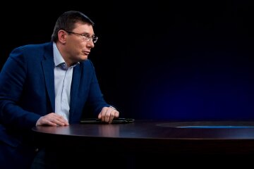 «Выйду в люди»: Луценко рассказал, как повернется к народу передом, к ГПУ — задом