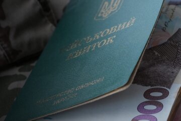 От военных решили откупиться: семьи не увидят еще долго - государство готовит деньги