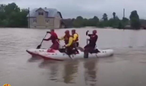 Потоп на западе Украины. Фото: скриншот YouTube