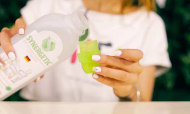 Прання. Фото: YouTube