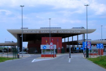 Пункт пропуска, фото: Шопінг в Польщі