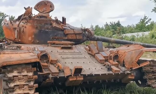 Розбита техніка росії. Фото: скріншот YouTube-відео