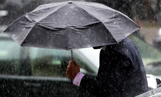 Прогноз погоды на начало недели: синоптики разрушили последнюю надежду украинцев