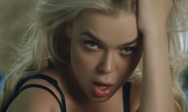 Алина Гросу. Фото: скирншот Youtube