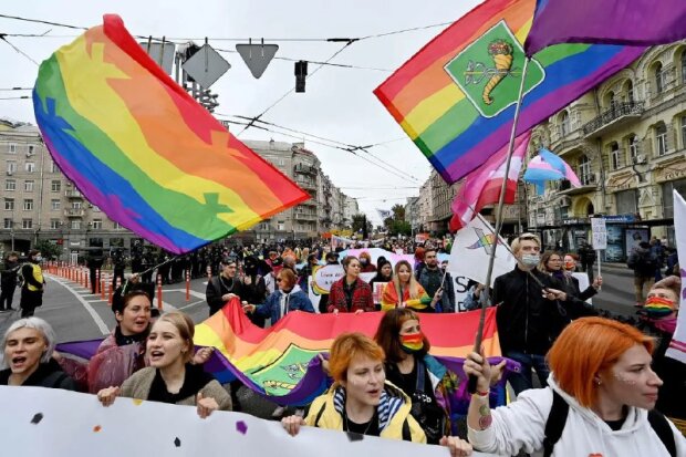 ЛГБТ-прайд у Києві: мітинг kyivpride