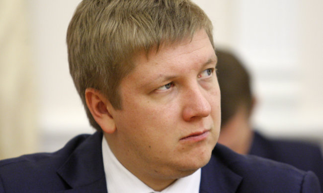 Красиво живет! Глава "Нафтогаза" Коболев попался с дамой средь бела дня в самом дорогом ресторане Киева