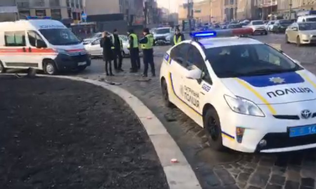 В центре Киева произошла ДТП, фото: Скриншот Facebook