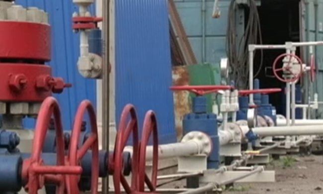 Деньги украинцев перетекают в карманы олигарзов, фото: скриншот с youtube