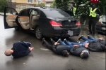 Главное за 29 мая: перестрелка в Броварах, срочное заявление Шмыгаля, закрытие метро и похищение средств в ПриватБанке