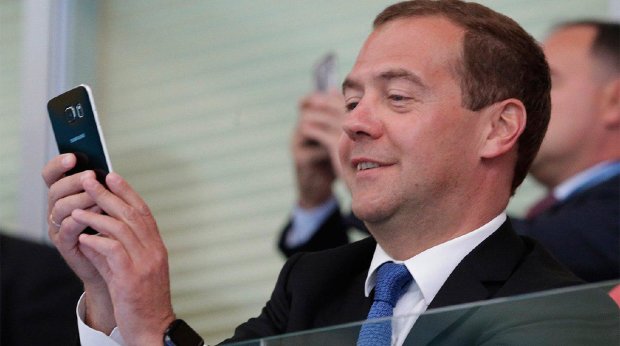 Украина отреагировала на приезд Медведева в Крым