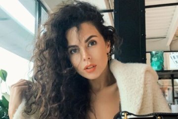 Настя Каменских показала, как надо начинать утро: ''Oдин мужчина хорошо, а два еще лучше''