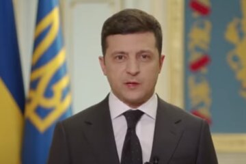 Ефросининой, Кароль и Билык – ордена, Потапу – заслуженного артиста: Зеленский раздал награды ко Дню Конституции