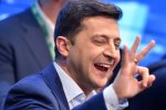 Эксперт о Зеленском в фонтане: не хватает прикованного рядом Порошенко и Парубия с барабаном