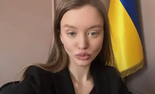 Анна Дорош, новая руководитель протокола министра здравоохранения Виктора Ляшко
