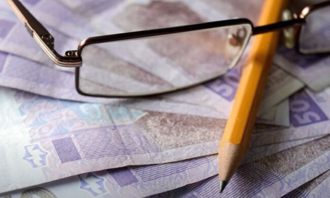 Пенсия родственников, которых больше нет: ПФУ дал разъяснения, как оформить выплаты