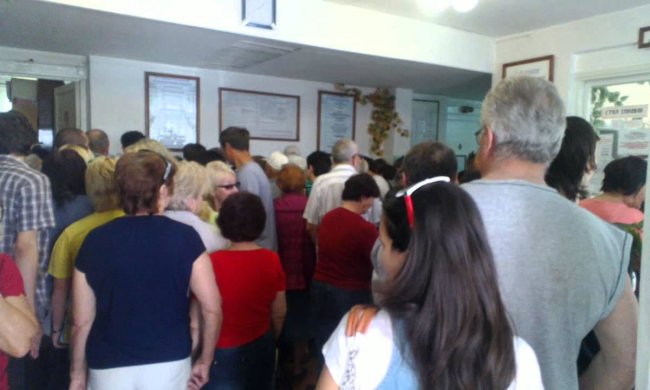 В Украине закончились деньги на больничные. Это уже издевательство над людьми