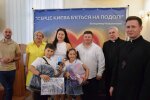 У Подільському районі передали шкільне приладдя дітям родин загиблих Захисників України