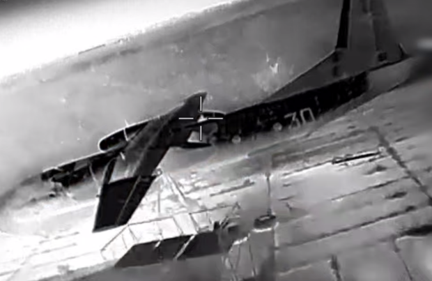 ГУР ночью уничтожили дорогие самолеты оккупантов - видео