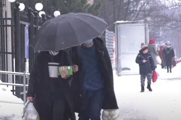 Сніг. Фото: скріншот YouTube-відео