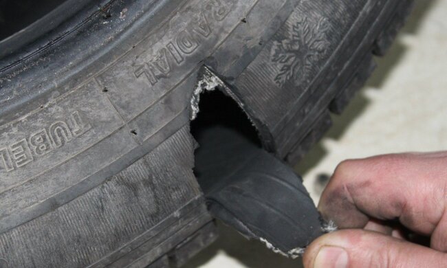 Ваши шины пора заменить: 3 важных признака