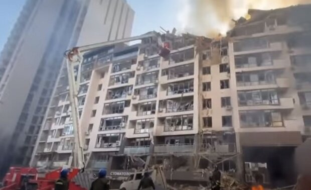Зруйнований російською ракетою будинок. Фото: скріншот YouTube-відео