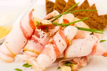 Сало. Фото: YouTube