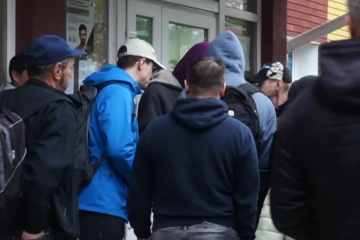 Кого ТЦК не выпустят за границу. Фото: YouTube