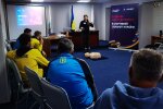 Украинские спортсмены учатся спасать жизнь: Новый проект от FAST и Favbet Foundation