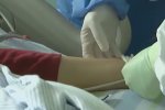 У главы МВД Австралии диагностировали коронавирус. Фото: скриншот YouTube