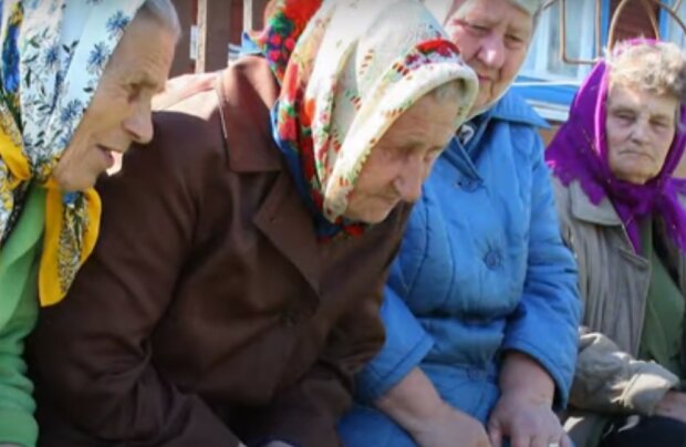 В Украине повысят пенсии. Фото: скриншот YouTube