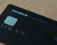 ПриватБанк та monobank серйозно підвищили тарифи на свої послуги: скільки переплатять клієнти