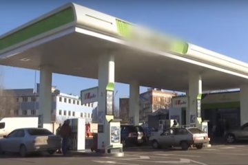 АЗС меняют цены на топливо. Фото: скриншот YouTube