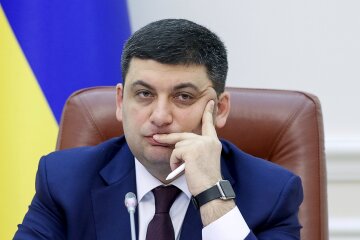 Гройсман пиарится на аэропорте, но деньги на него зажал. Только обещает