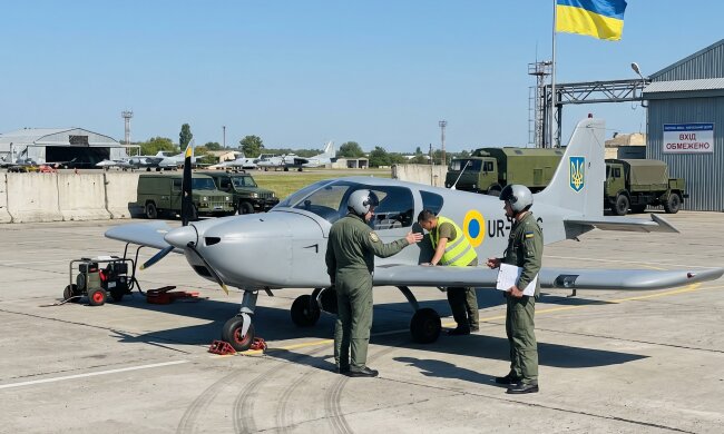 ALTO NG навчальний літак пілоти ЗСУ аеродром