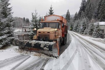Мокрий сніг, дощ і ожеледиця: якою буде неділя 14 грудня в Україні
