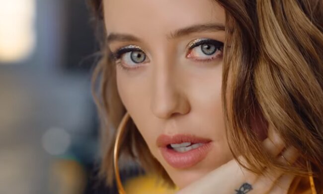 Надя Дорофеева. Фото: скриншот YouTube