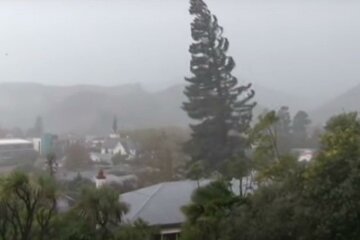 Спасатели предупреждают об ухудшении погоды. Фото: скриншот Youtube