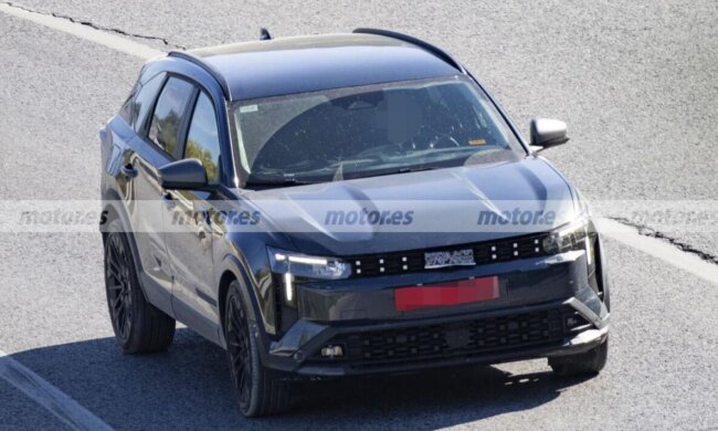 Dacia Striker 2026 без камуфляжу