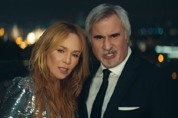 Валерий Меладзе и Альбина Джанабаева. Кадр из клипа "Мегаполисы"