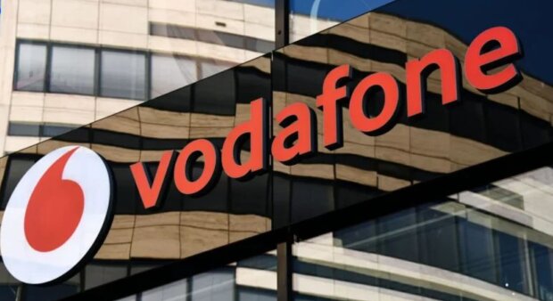 Vodafone запускает тариф для 55+: платите 200 грн в месяц и не меняйте номер до лета 2026