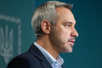 Начались очистки: новый генпрокурор Рябошапка отстранил главного военного прокурора Матиоса
