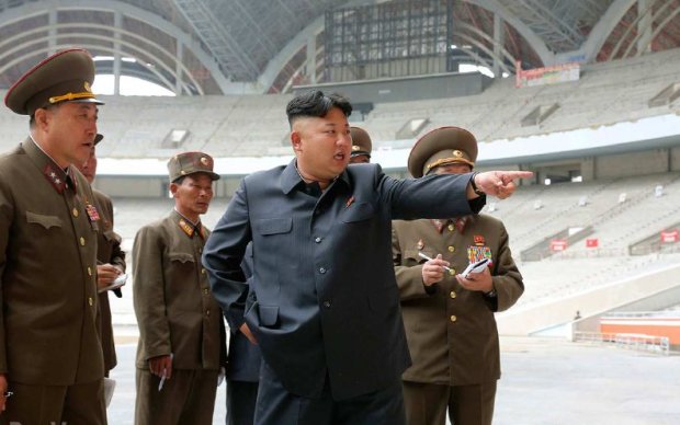 Ким Чен Ын экспериментирует: покормил генералом рыбок